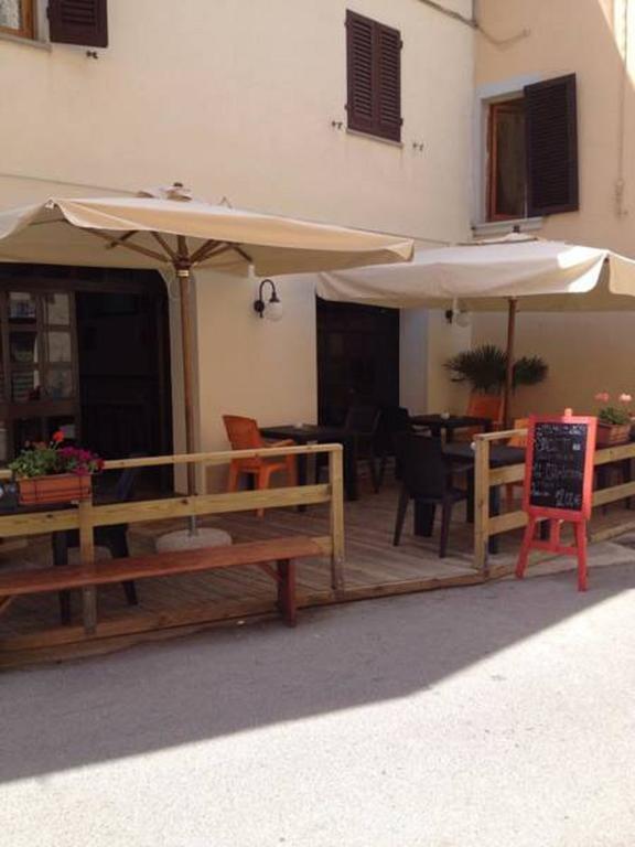 Il Gatto E La Volpe Hotell Gambassi Terme Rom bilde